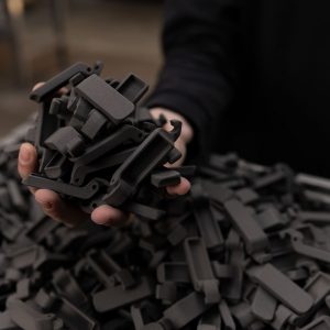 FUSE-X1_latches_078